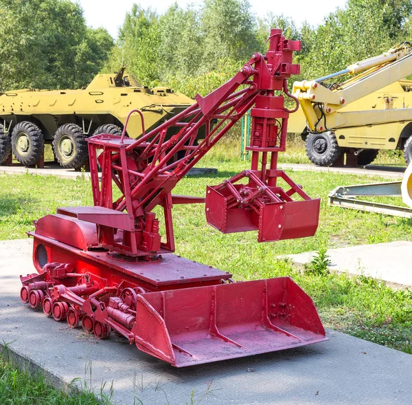 Chernobyl atomik felaket 1986 yılında liquidators robot tekniği. Chernobyl nükleer santral enkaz temiz teknoloji. Sovyet robot Mobot-H-Hb-2