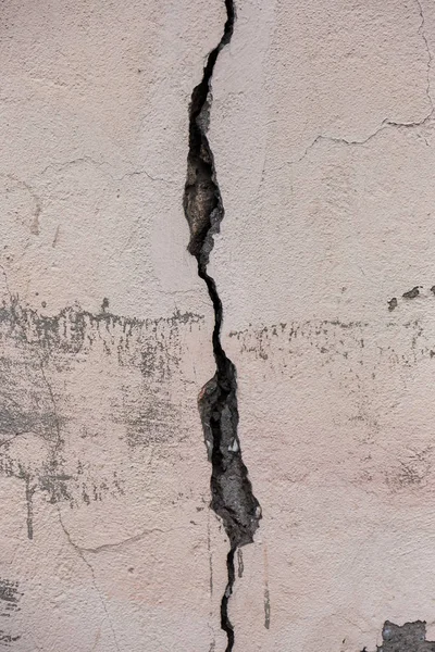Стара Зруйнована Стіна Великими Великими Тріщинами Фон Тріщини Старій Стіні — стокове фото