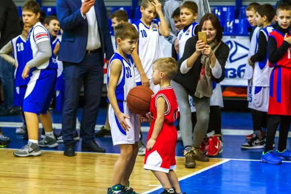 Odessa Ukraina December 2018 Små Barn Spela Basket Delta Barnens — Stockfoto