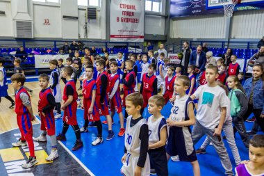 Odessa, Ukrayna - 23 Aralık 2018: genç çocuk basketbol oynamak, Çocuk spor basketbol kulübü çocuk spor okulu kutlama sırasında çocuk spor yarışmalara katılmak