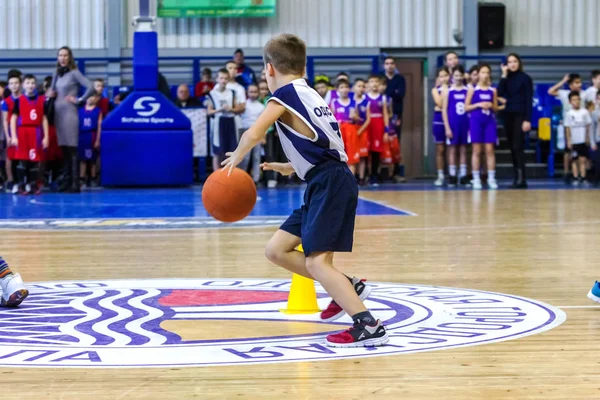 Odessa Ucrania Diciembre 2018 Niños Pequeños Juegan Baloncesto Participan Competiciones — Foto de Stock