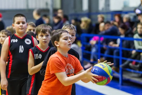 Odessa Ucrania Diciembre 2018 Niños Pequeños Juegan Baloncesto Participan Competiciones —  Fotos de Stock