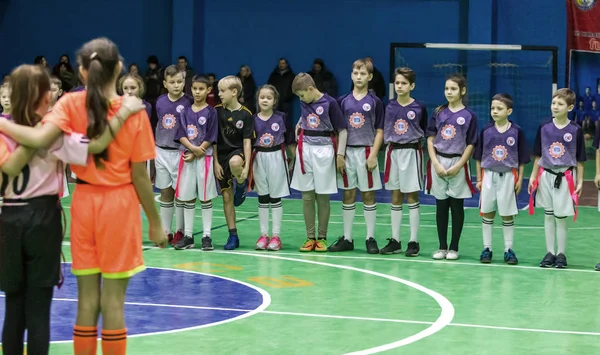 Odessa Ucrânia Dezembro 2018 Crianças Pequenas Jogam Rugby Enquanto Brincam — Fotografia de Stock