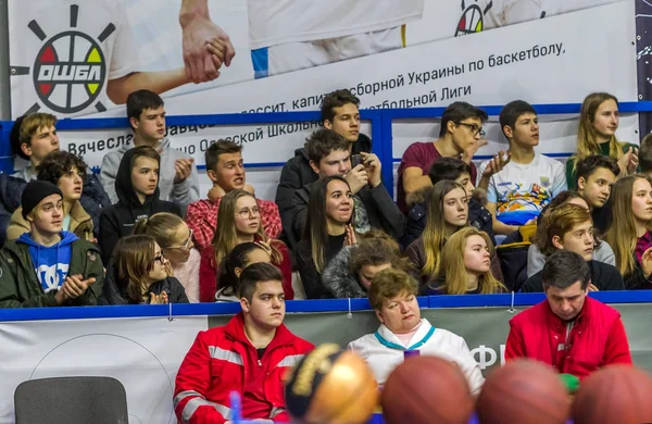 Odessa Oekraïne Febr 2019 Fans Van Basketbalteam Toeschouwers Stands Emotioneel — Stockfoto