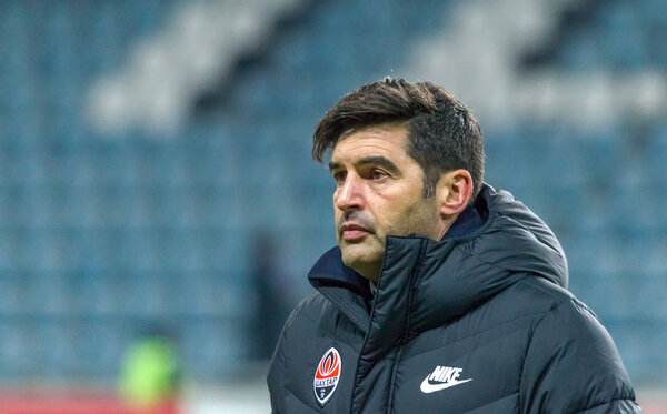 ОДЕССА, Украина -2 марта 2019: Легендарный известный футбольный тренер Пауло Александр Родригес Фонсека во время матча "Шахтера" (Донецк) с Черноморец. Пресс-конференция, комментарии главного тренера Пауло Фонсека
