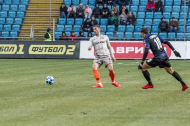 Odessa, Ukrayna -2 Mart 2019: Sergey Krivtsov, Ukrayna, Shakhtar defender. Shakhtar Donetsk - Chernomorets Odessa futbolcular. Ukrayna Premier Ligi yoğun oyunu