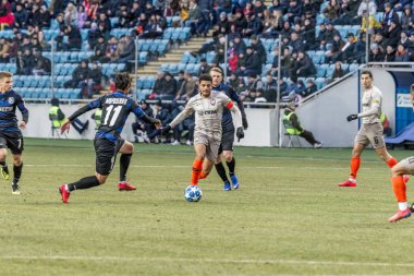 Odessa, Ukrayna -2 Mart 2019: Madenci Tyson, Brezilya, Kaptan. Shakhtar Donetsk - Chernomorets Odessa futbolcular. Ukrayna Premier Ligi yoğun oyunu