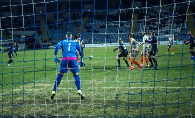 Odessa, Ukrayna - 2 Mart 2019: Shakhtar Donetsk - Chernomorets Odessa, futbol oyuncuları. Ukrayna Premier Ligi yoğun oyunu