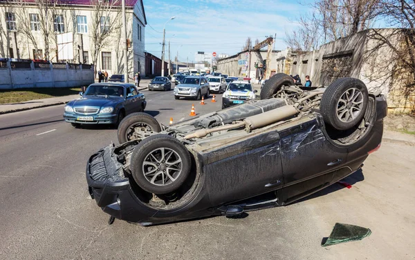 Odessa Ukraine Martie 2019 După Accident Mașină Mașina Spartă Răsturnat — Fotografie, imagine de stoc