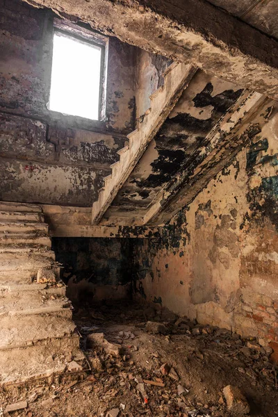 Mistik Bir Terk Edilmiş Yıkık Bina Kültür Sscb Tiyatro Binasının — Stok fotoğraf