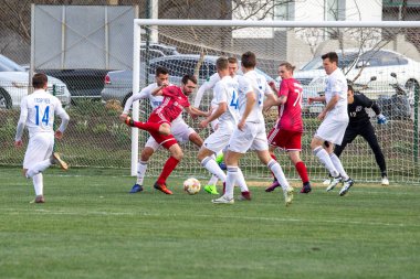 Odessa, Ukrayna-Mart 27, 2019: FC Balkanların First League maçı (Odessa)-FC Miner. Ukrayna 'nın ilk futbol ligi bölgesel ekipler oyunun gergin anları