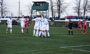 Odessa, Ukrayna-Mart 27, 2019: FC Balkanların First League maçı (Odessa)-FC Miner. Ukrayna 'nın ilk futbol ligi bölgesel ekipler oyunun gergin anları