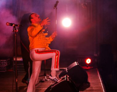 Odessa, Ukrayna - 16 Mart 2019: Rock konseri Queen tribute sho