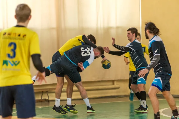 ODESSA, UCRÂNIA - 3 de abril de 2019: Torneio regional de handebol masculino — Fotografia de Stock