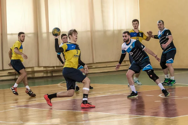 ODESSA, UCRAINA - 3 aprile 2019: Torneo regionale di pallamano maschile — Foto Stock