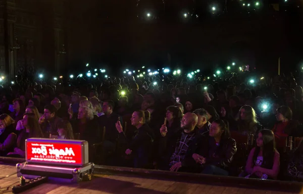 Odessa Ucrania Abril 2019 Multitud Espectadores Concierto Rock Alosha Durante — Foto de Stock