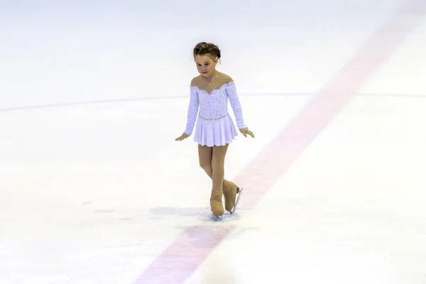 Odessa Ukraine Avril 2019 Jeunes Enfants Patinent Sur Patinoire Stade — Photo