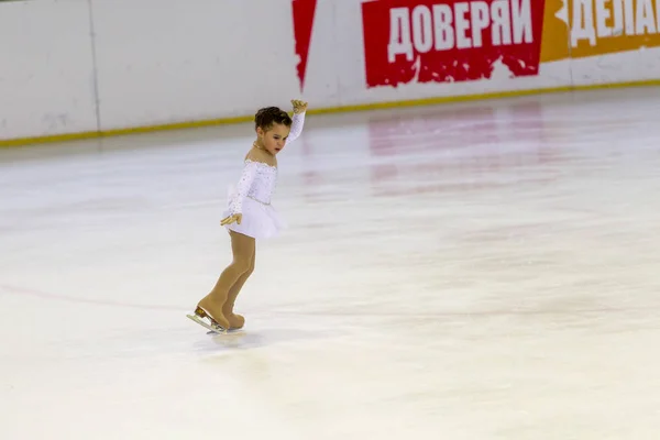 Odessa Ukraine Apr 2019 Kleine Kinder Eiskunstlauf Auf Der Eisarena — Stockfoto