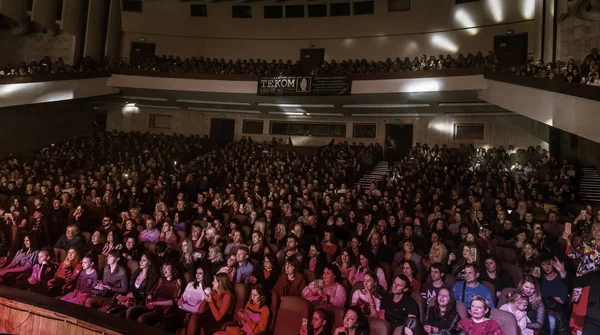 Odessa Ucrania Abril 2019 Multitud Espectadores Concierto Rock Alekseev Durante — Foto de Stock