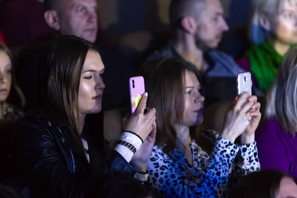 Odessa Ukraine April 2019 Menschenmenge Beim Rockkonzert Alekseev Während Einer — Stockfoto