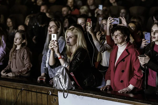오데사 우크라이나 2019 콘서트 알렉산더의 사람들의 군중은 콘서트를 자신의 올리고 — 스톡 사진