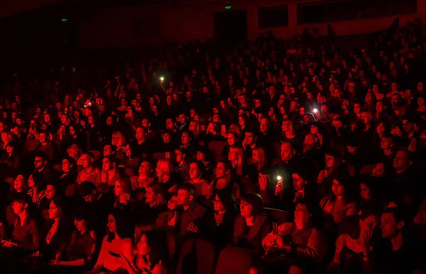 Odessa Ukraina April 2019 Penonton Konser Rock Alekseev Saat Acara — Stok Foto