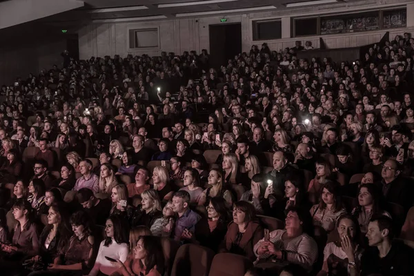 Odessa Ucrânia Abril 2019 Multidão Espectadores Concerto Rock Alekseev Durante — Fotografia de Stock