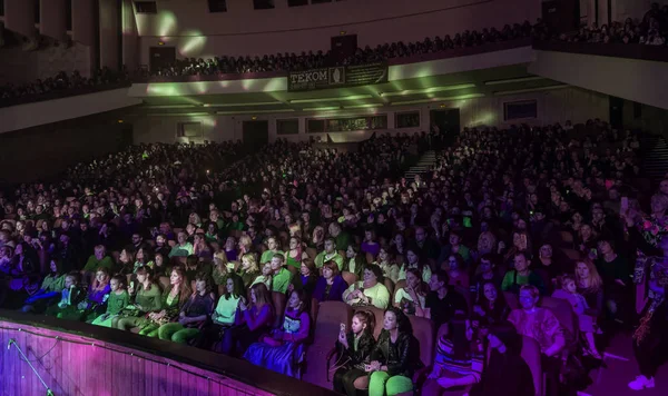 Odessa Ucraina Aprile 2019 Folla Spettatori Concerto Rock Alekseev Durante — Foto Stock