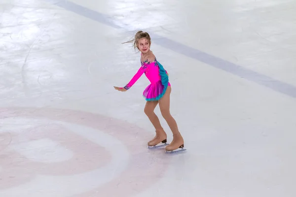 Odessa Ukraine Apr 2019 Kleine Kinder Eiskunstlauf Auf Der Eisarena — Stockfoto