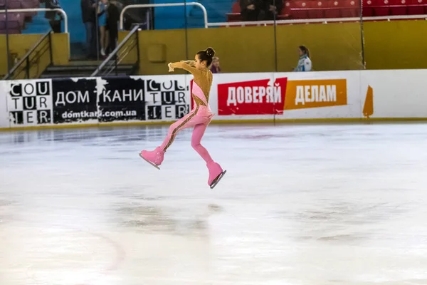 Odessa Ukraine Apr 2019 Kleine Kinder Eiskunstlauf Auf Der Eisarena — Stockfoto