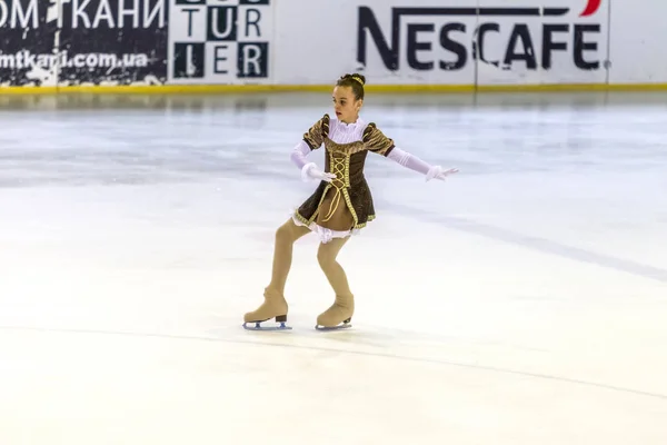 Odessa Ukraine Apr 2019 Kleine Kinder Eiskunstlauf Auf Der Eisarena — Stockfoto