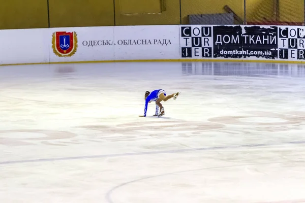 Oděssa Ukrajina Duben 2019 Malé Děti Krasobruslení Ledové Aréně Stadionu — Stock fotografie