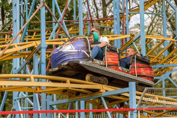 Odessa Ukraine May 2019 Visitors Ride Road Slides Amusement Park — Stock Photo, Image