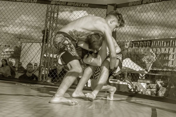 Odessa Ucrania Junio 2019 Combatientes Boxeadores Mma Están Luchando Sin —  Fotos de Stock
