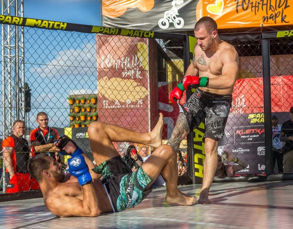 Odessa Ukrayna Haziran 2019 Mma Boksörler Fighters Sekizgenkafes Halka Kuralları — Stok fotoğraf