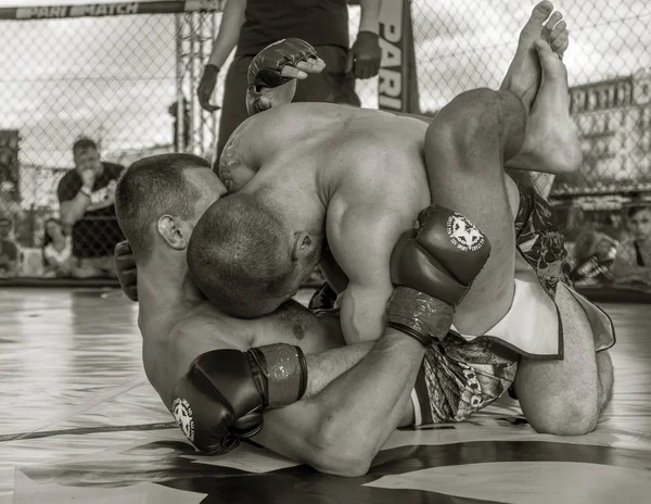 Oděsa Ukrajina Června 2019 Bojovníci Mma Boxeři Bojují Bez Pravidel — Stock fotografie