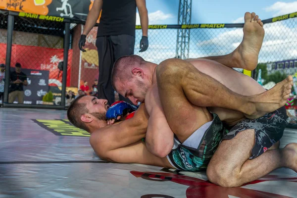 Odessa Ukraine June 2019 Fighters Mma Boxers Fighting Rules Cage — Stock Photo, Image