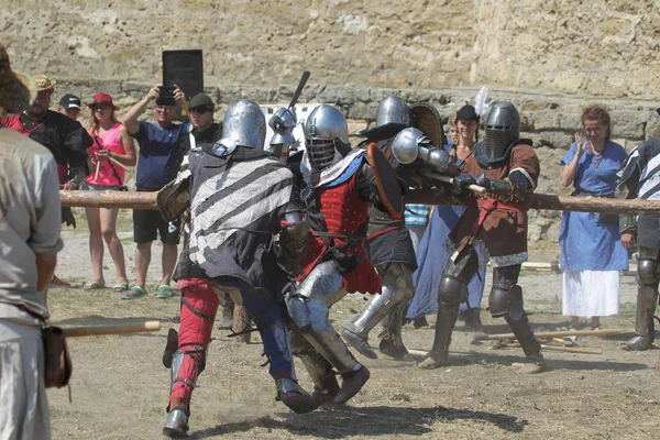 Odessa Ukraine Julho 2019 Batalha Dos Cavaleiros Com Armas Medievais — Fotografia de Stock