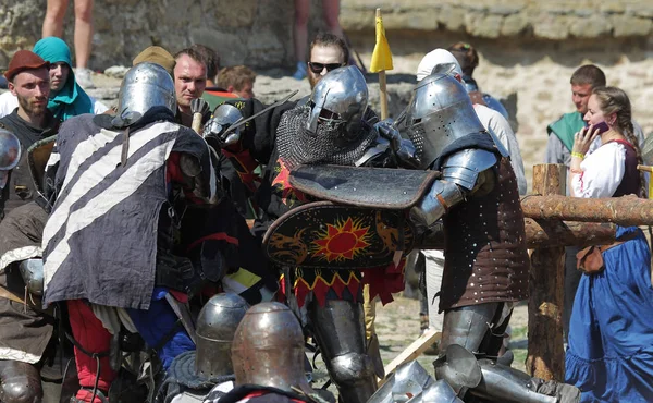 Odessa Ucrania Julio 2019 Batalla Los Caballeros Con Armas Medievales —  Fotos de Stock