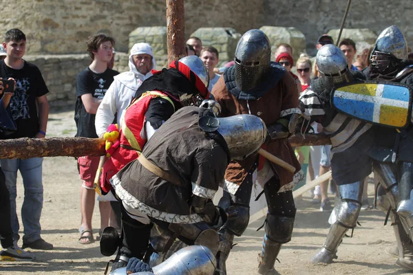 Odessa Ucrania Julio 2019 Batalla Los Caballeros Con Armas Medievales —  Fotos de Stock