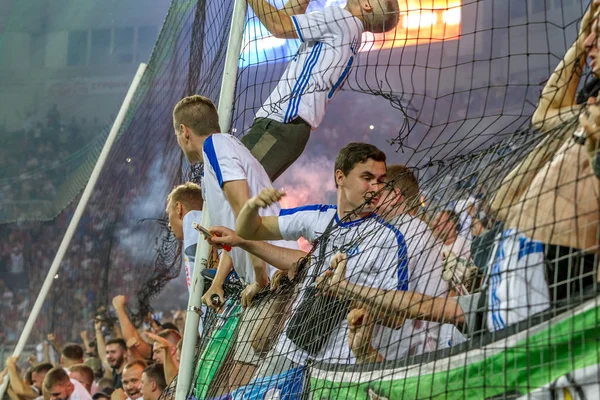 Odessa Ukraine Julio 2019 Espectadores Estadio Multitud Aficionados Las Gradas —  Fotos de Stock