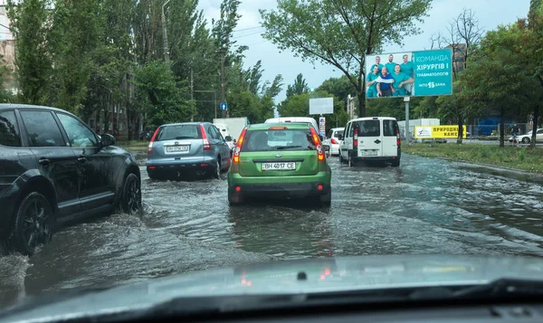 Одесса Украина Августа 2019 Года Вождение Автомобиля Затопленной Дороге Время — стоковое фото