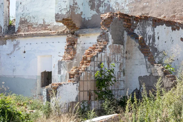 Зруйнований Будинок Залишки Старих Будинків Апокаліпсис Покинуте Місто Місто Привидів — стокове фото
