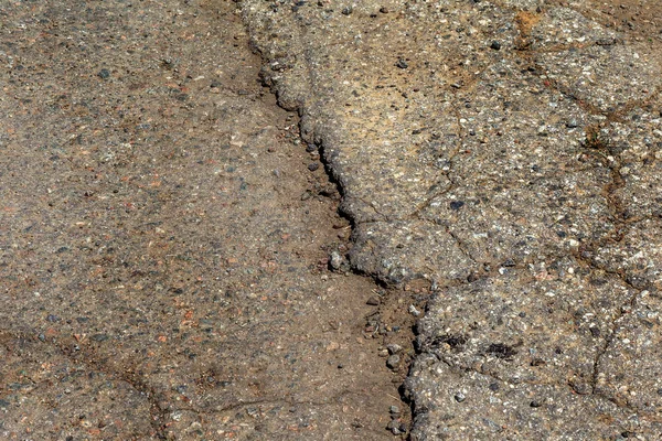 Beschädigte Straße Rissiger Asphalt Asphalt Mit Schlaglöchern Und Flecken Sehr — Stockfoto