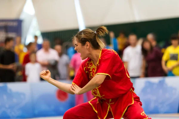 Oděsa Ukrajina Října 2019 Wushu Atlet Během Soutěže Wushu Mezi — Stock fotografie