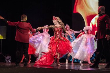 Odessa, Ukrayna - 14 Temmuz 2019: Çocuk müzikal performansı 