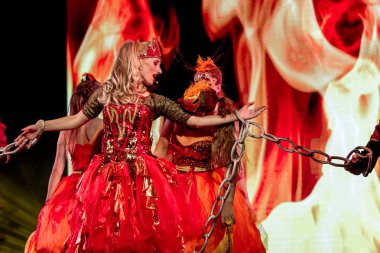 Odessa, Ukrayna - 14 Temmuz 2019: Çocuk müzikal performansı 