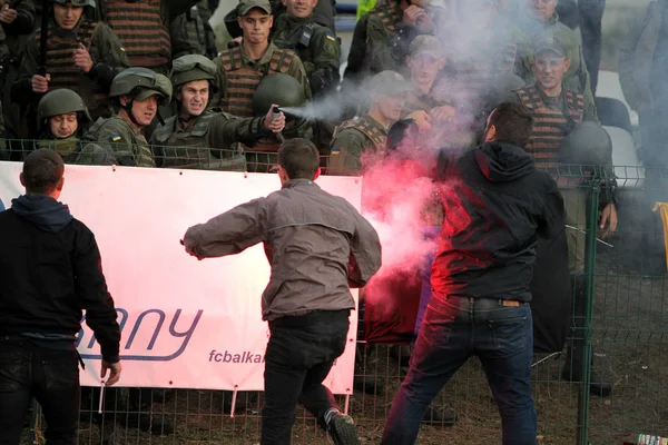 Odessa Ukrayna Ekim 2019 Futbol Taraftarları Havai Fişekler Sis Bombalarıyla — Stok fotoğraf