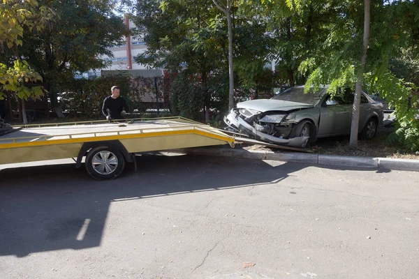 Odessa Oekraïne Oktober 2019 Auto Ongeluk Frontale Botsing Een Sleepwagen — Stockfoto