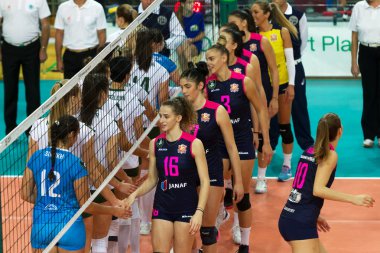 Odessa, Güney, Ukrayna - 15 Ekim 2019: Avrupa Bayanlar Voleybol Şampiyonası. Dişi Khimik Yuzhny - Mladost Zagreb Hırvatistan. Cev Şampiyonlar Ligi Volesi 2020. Kadın Yoğun Voleybol Oyunu